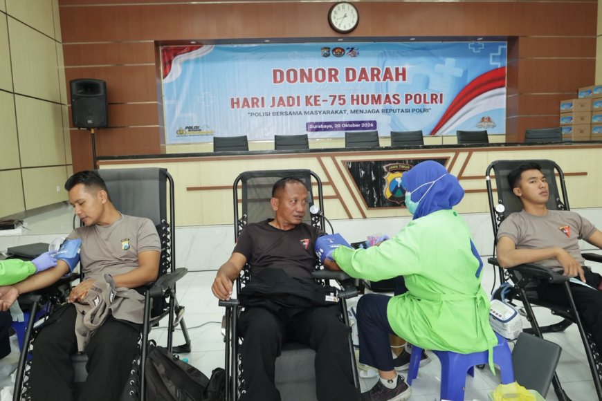 Polda Jatim dan Insan Pers Gelar Donor Darah, Wujud Sinergi Kemanusiaan di Hari Jadi ke-75 Humas Polri